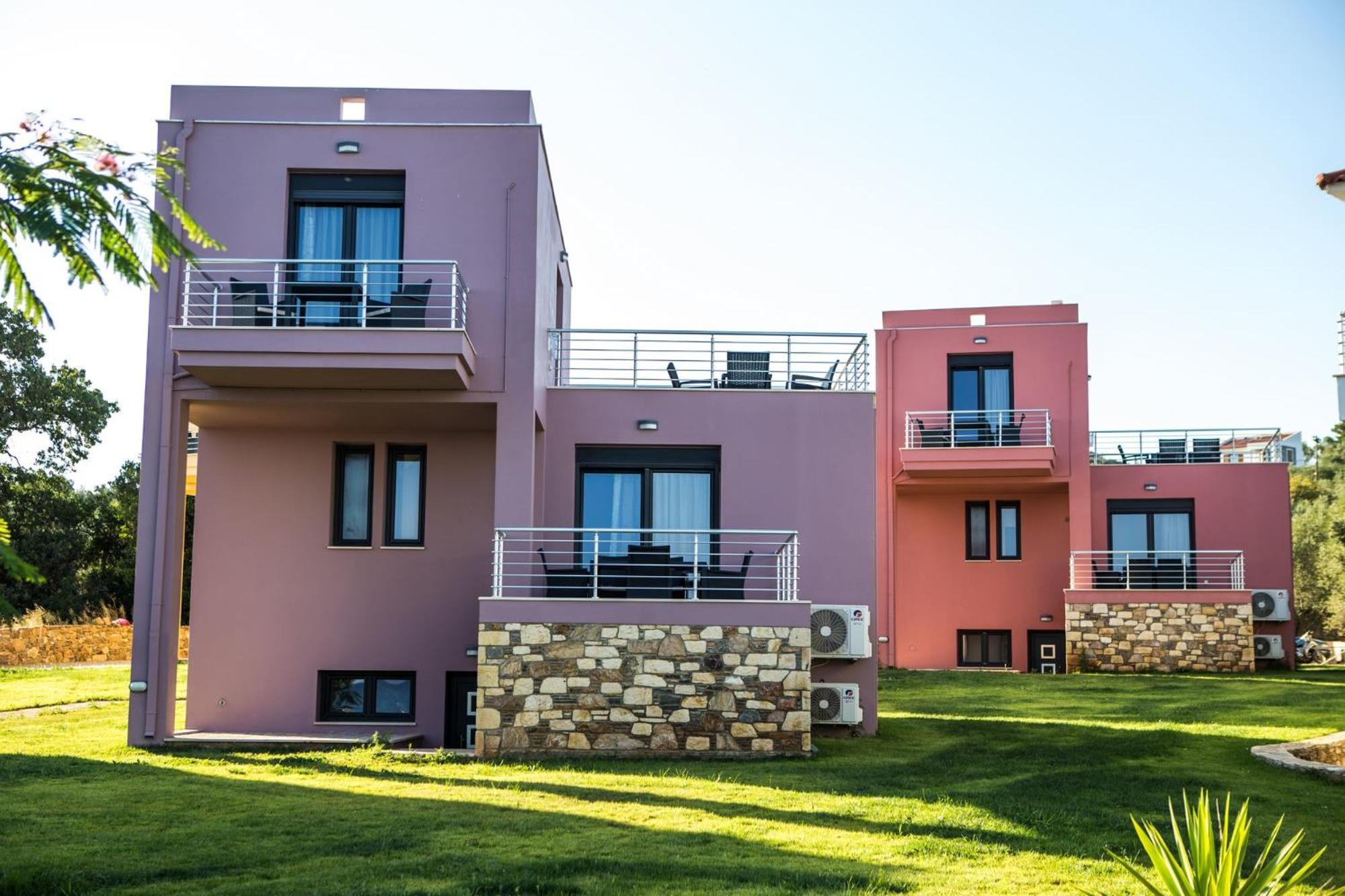 Blue Waves Luxury Suites By The Sea Plomari Exteriör bild