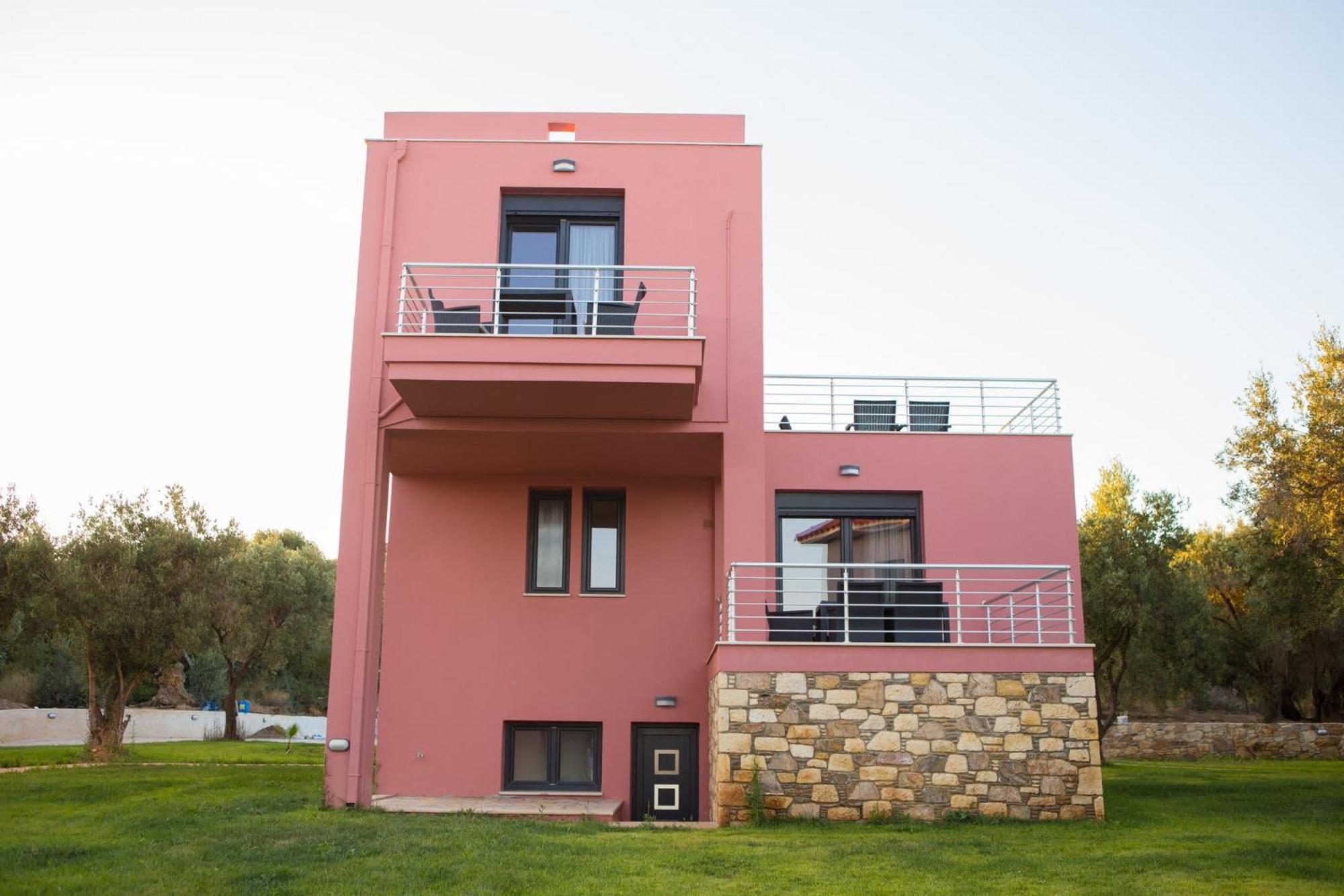 Blue Waves Luxury Suites By The Sea Plomari Exteriör bild